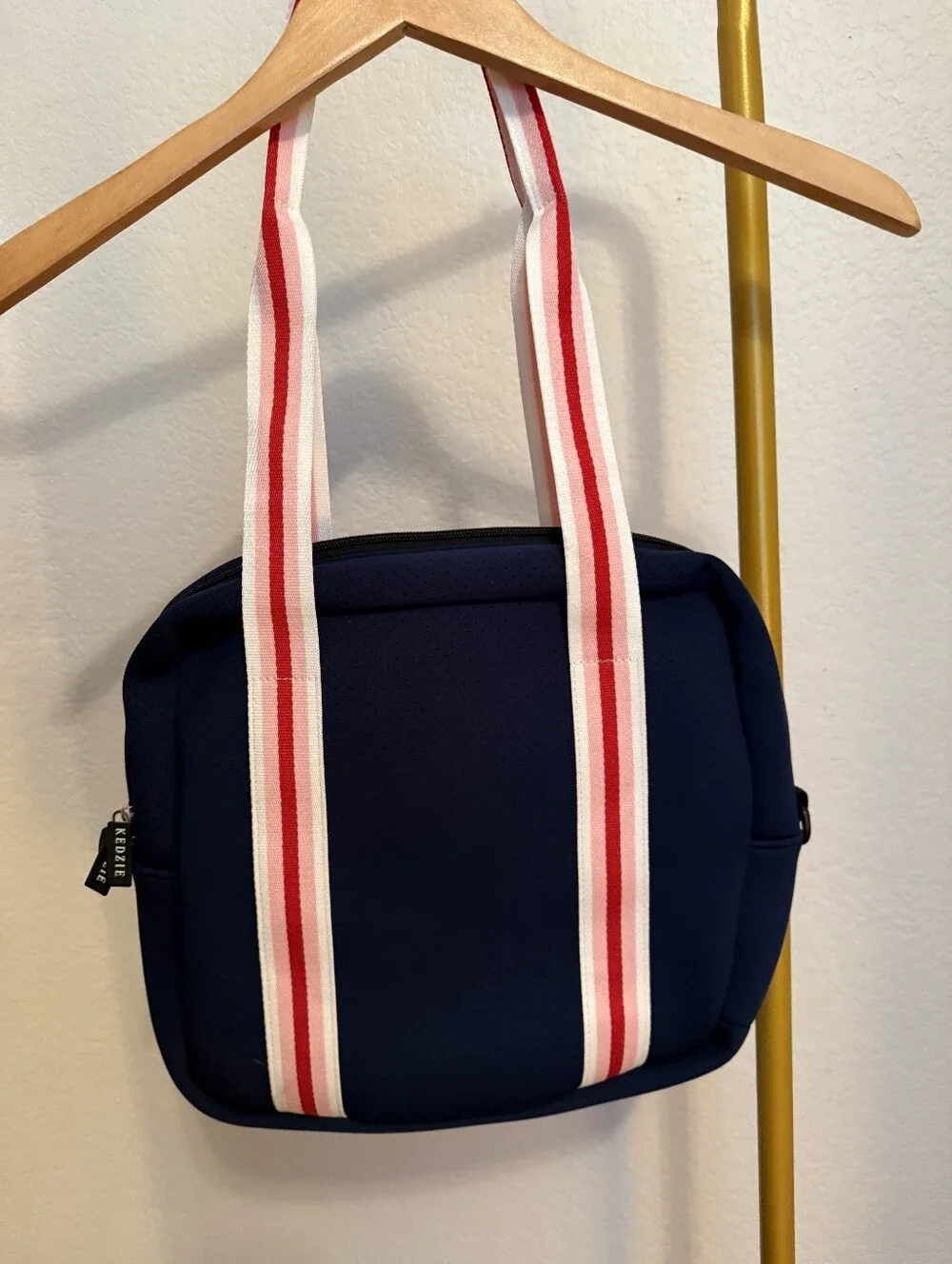 NWT Kedzie Pickleball Raquet Water Bottle Crossbody Tote, Bag. Navy Blue & Red!